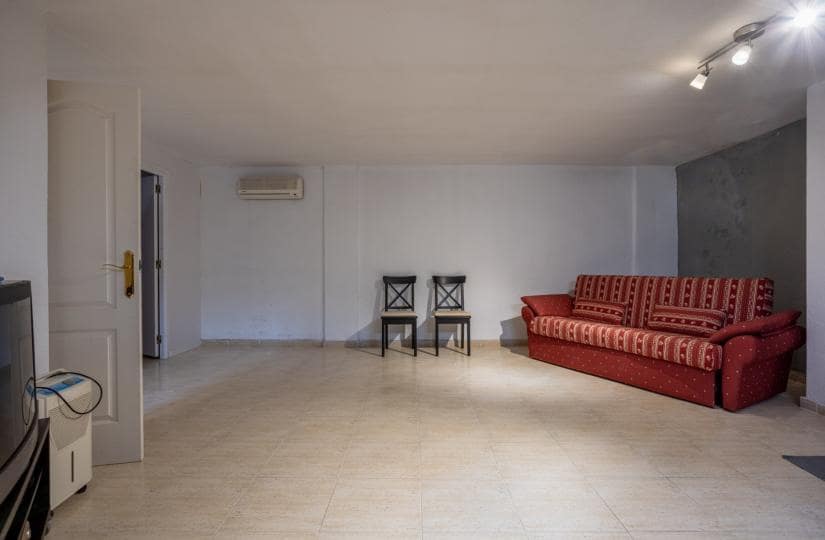 2 slaapkamer Halfvrijstaande villa te koop in Guardamar del Segura met zwembad garage - € 299.900 (Ref: 9638873)