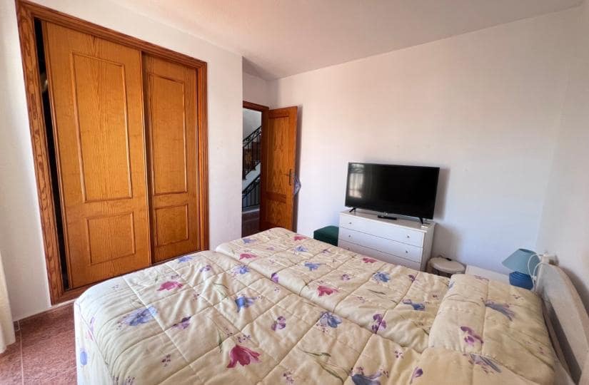 3 camera da letto Villetta Bifamiliare in vendita in Vistabella con piscina garage - 189.000 € (Rif: 9639788)