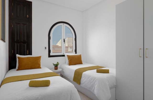 2 quarto Apartamento para venda em Ciudad Quesada, Rojales com piscina - 179 000 € (Ref: 9639791)