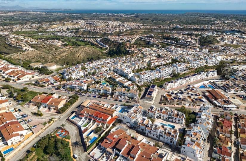 2 soverom Leilighet til salgs i Ciudad Quesada med svømmebasseng - € 179 000 (Ref: 9639791)