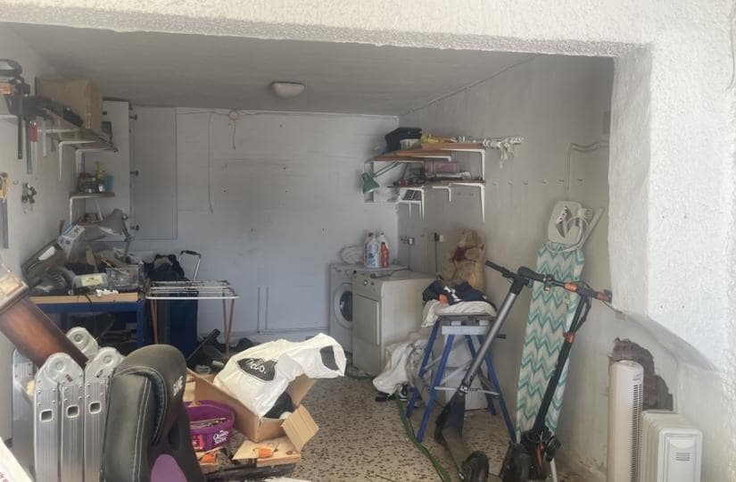 3 makuuhuone Huvila myytävänä paikassa Torrevieja mukana 
autotalli - 268 000 € (Ref: 9639793)