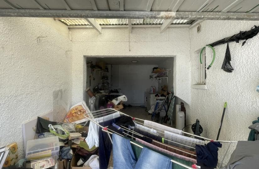 3 makuuhuone Huvila myytävänä paikassa Torrevieja mukana 
autotalli - 268 000 € (Ref: 9639793)