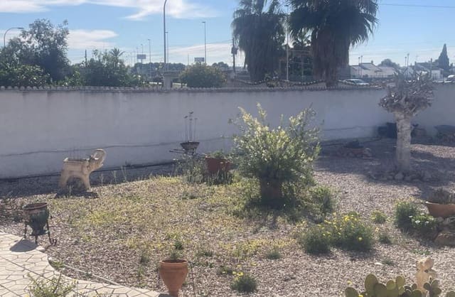 3 makuuhuone Huvila myytävänä paikassa El Chaparral, Torrevieja mukana 
autotalli - 268 000 € (Ref: 9639793)