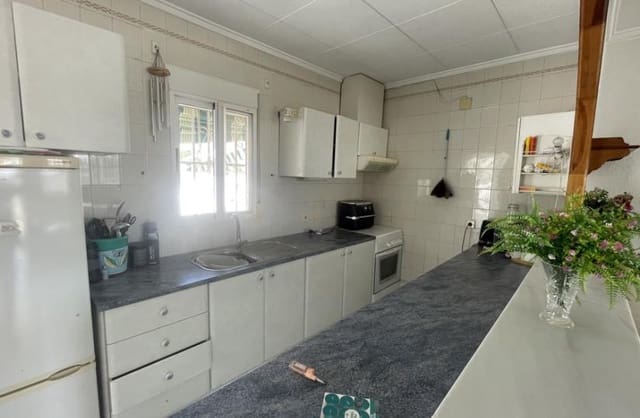 3 makuuhuone Huvila myytävänä paikassa El Chaparral, Torrevieja mukana 
autotalli - 268 000 € (Ref: 9639793)