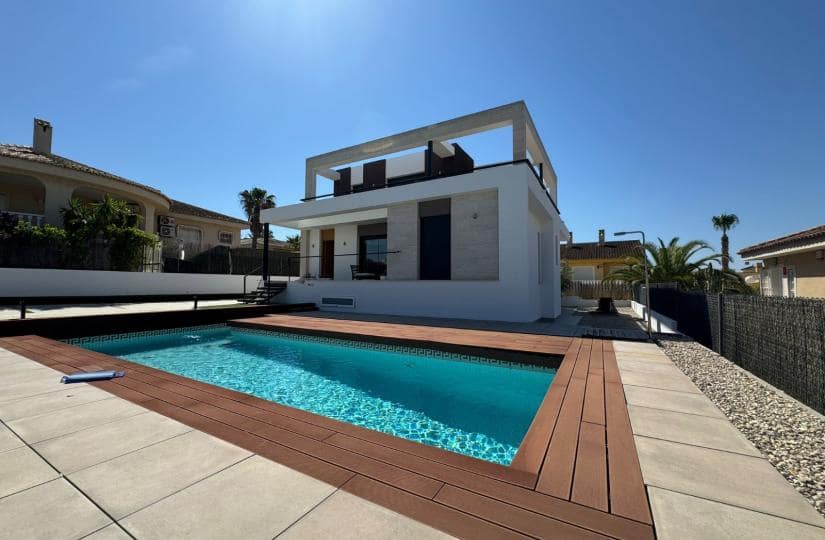 3 soveværelse Villa til salg i Rojales med swimmingpool garage - € 495.410 (Ref: 9639794)