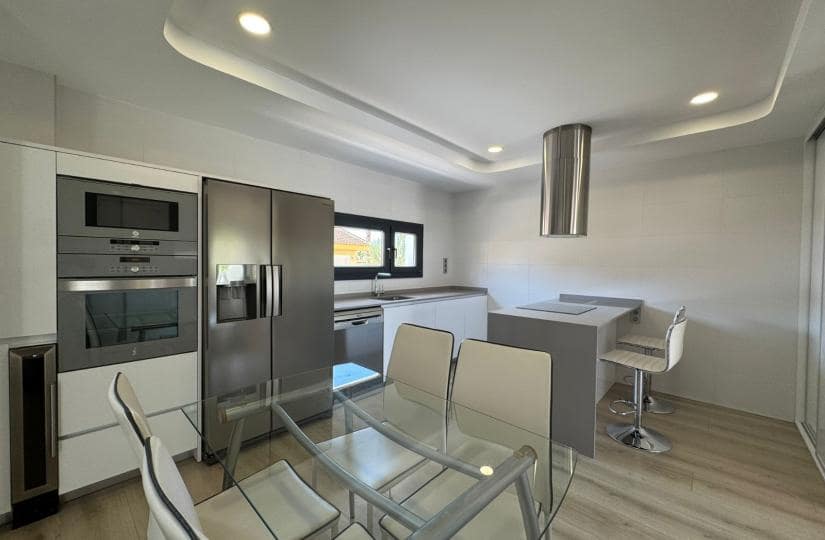 3 soveværelse Villa til salg i Rojales med swimmingpool garage - € 495.410 (Ref: 9639794)