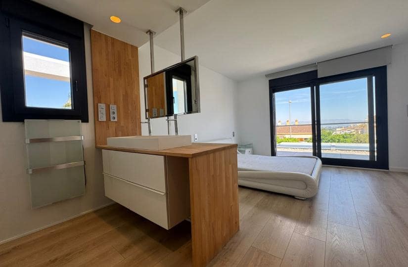 3 soveværelse Villa til salg i Rojales med swimmingpool garage - € 495.410 (Ref: 9639794)