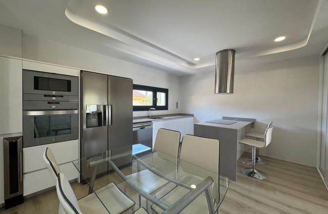 3 soveværelse Villa til salg i Rojales med swimmingpool garage - € 495.410 (Ref: 9639794)