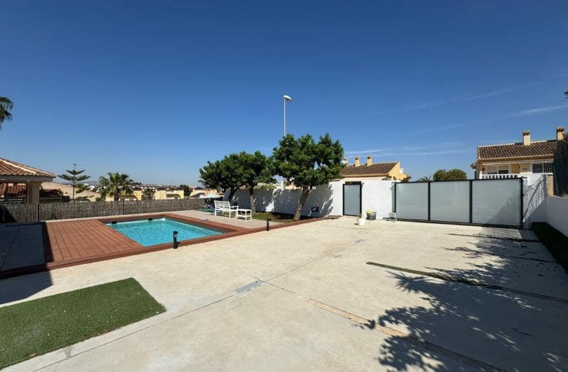 3 soveværelse Villa til salg i Rojales med swimmingpool garage - € 495.410 (Ref: 9639794)