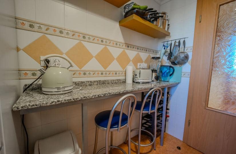 2 soveværelse Lejlighed til salg i Guardamar del Segura med swimmingpool garage - € 169.950 (Ref: 9639798)