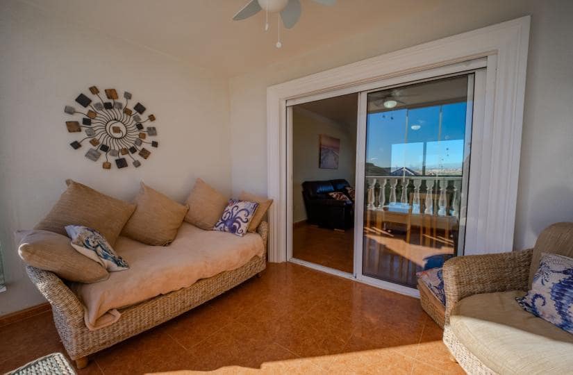 2 soveværelse Lejlighed til salg i Guardamar del Segura med swimmingpool garage - € 169.950 (Ref: 9639798)