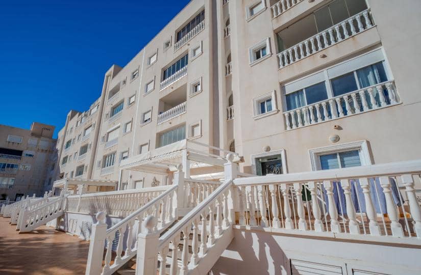 2 soveværelse Lejlighed til salg i Guardamar del Segura med swimmingpool garage - € 169.950 (Ref: 9639798)