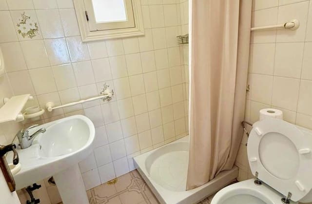 1 makuuhuone Bungalow myytävänä paikassa Ciudad Quesada, Rojales mukana 
autotalli - 124 900 € (Ref: 9639799)