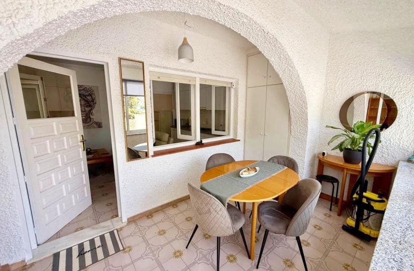 1 makuuhuone Bungalow myytävänä paikassa Ciudad Quesada mukana 
autotalli - 124 900 € (Ref: 9639799)