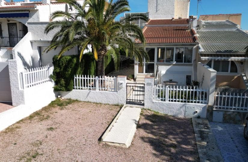 1 makuuhuone Bungalow myytävänä paikassa Ciudad Quesada mukana 
autotalli - 124 900 € (Ref: 9639799)