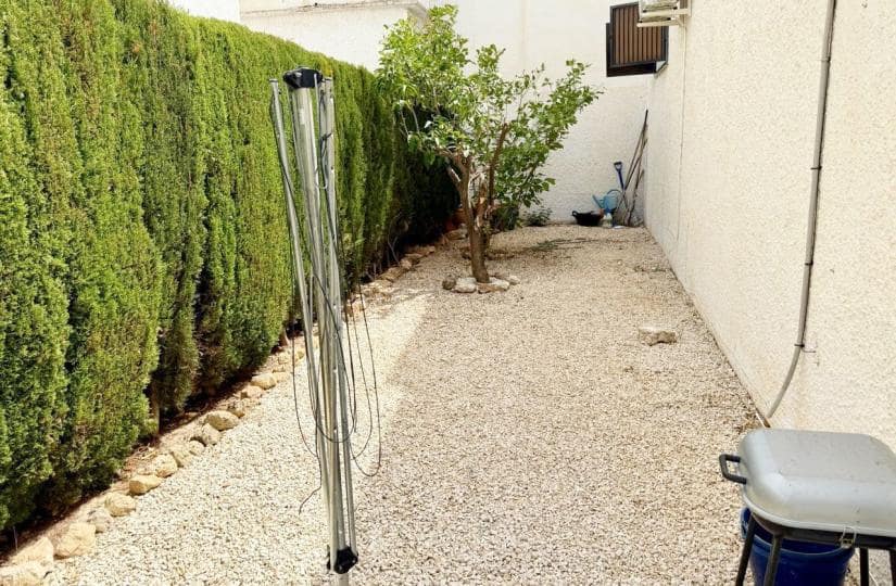 1 makuuhuone Bungalow myytävänä paikassa Ciudad Quesada mukana 
autotalli - 124 900 € (Ref: 9639799)