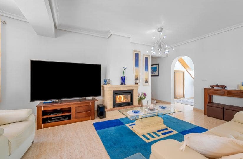 4 soveværelse Villa til salg i Algorfa med swimmingpool garage - € 585.000 (Ref: 9639801)