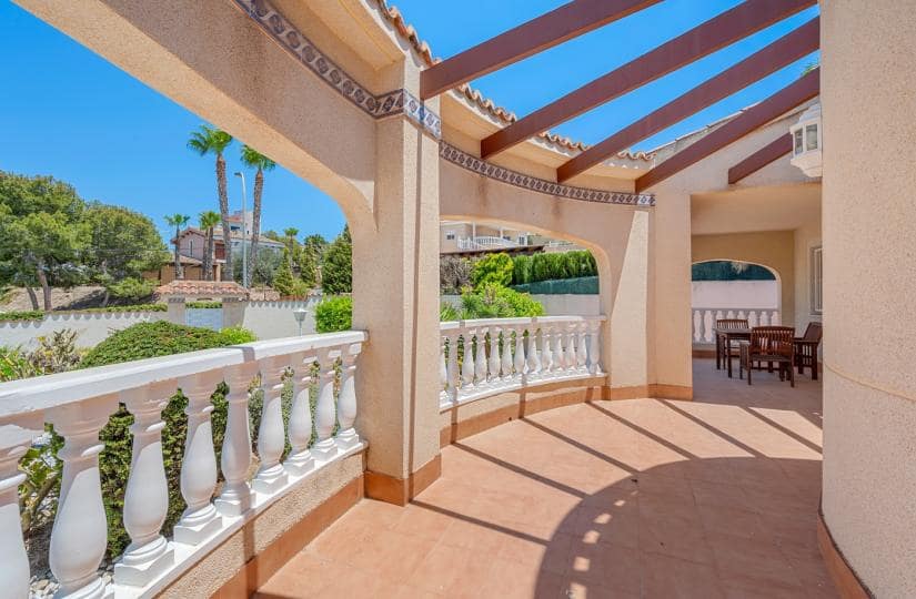 4 soveværelse Villa til salg i Algorfa med swimmingpool garage - € 585.000 (Ref: 9639801)