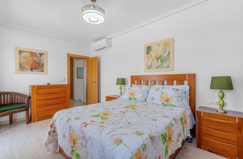 4 soveværelse Villa til salg i Algorfa med swimmingpool garage - € 585.000 (Ref: 9639801)