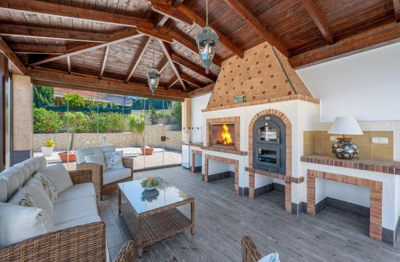 4 soveværelse Villa til salg i Algorfa med swimmingpool garage - € 585.000 (Ref: 9639801)