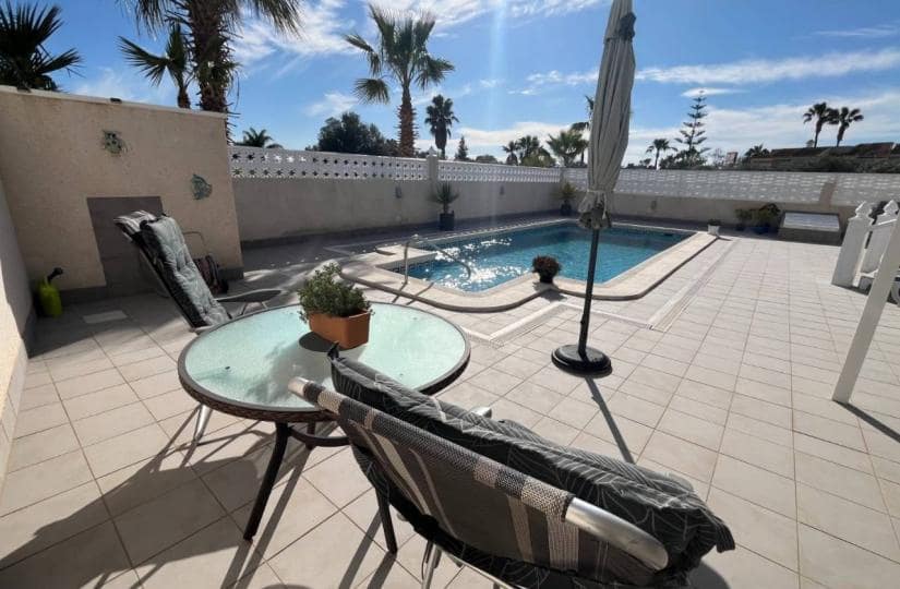 3 bedroom Villa for sale in Monte Azul with pool garage - € 435,000 (Ref: 9639805)