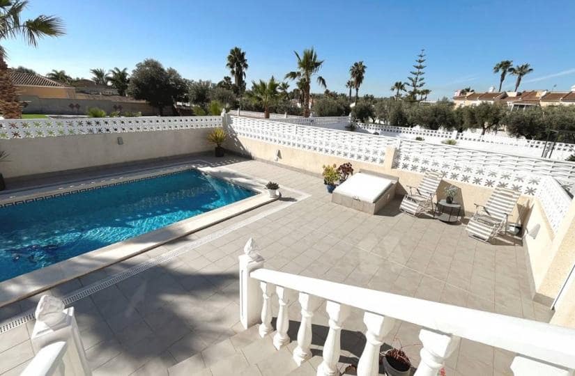 3 bedroom Villa for sale in Monte Azul with pool garage - € 435,000 (Ref: 9639805)