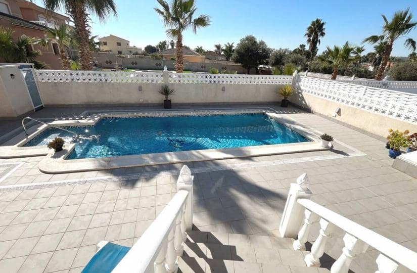 3 bedroom Villa for sale in Monte Azul with pool garage - € 435,000 (Ref: 9639805)