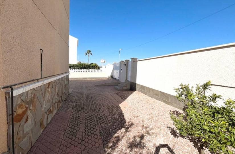 3 bedroom Villa for sale in Monte Azul with pool garage - € 435,000 (Ref: 9639805)