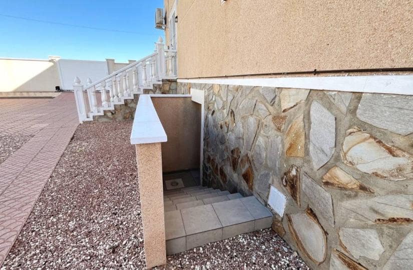 3 bedroom Villa for sale in Monte Azul with pool garage - € 435,000 (Ref: 9639805)