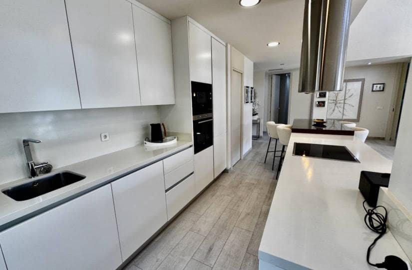 3 sypialnia Willa na sprzedaż w Algorfa z basenem garażem - 595 000 € (Ref: 9639814)