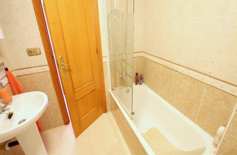 2 bedroom Apartment for sale in Cabo Roig - € 149,000 (Ref: 9643639)