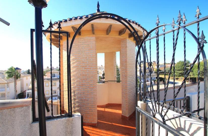 2 bedroom Apartment for sale in Cabo Roig - € 149,000 (Ref: 9643639)