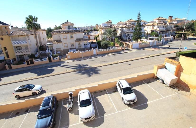 2 bedroom Apartment for sale in Cabo Roig - € 149,000 (Ref: 9643639)
