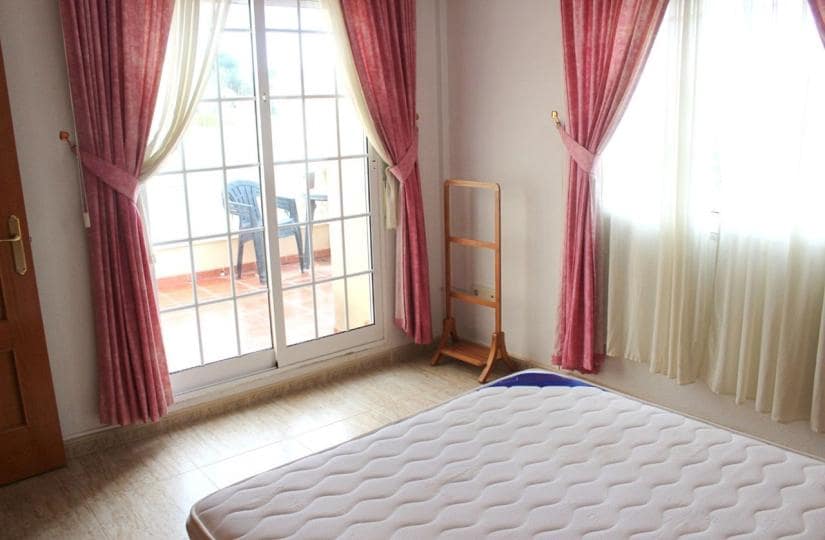 3 soveværelse Semi-Rækkehus til salg i Algorfa med swimmingpool - € 249.995 (Ref: 9644556)