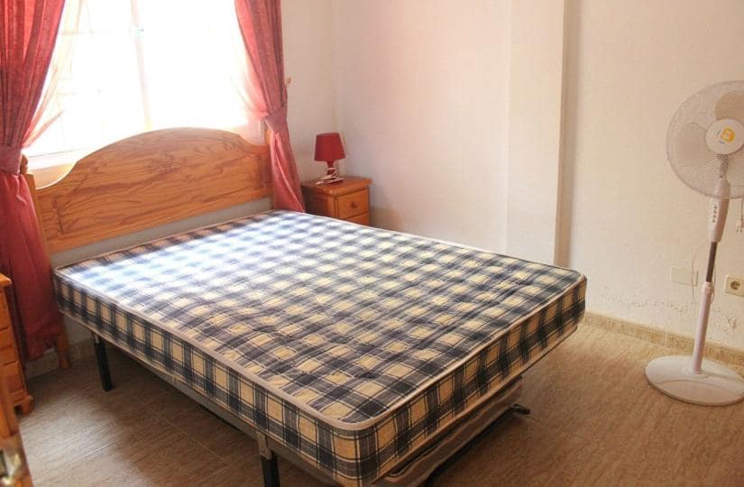 3 soveværelse Semi-Rækkehus til salg i Algorfa med swimmingpool - € 249.995 (Ref: 9644556)