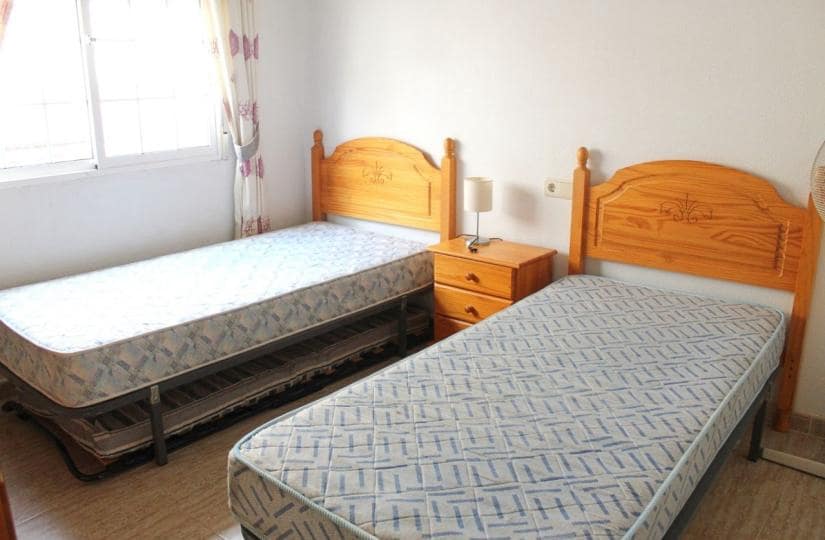 3 soveværelse Semi-Rækkehus til salg i Algorfa med swimmingpool - € 249.995 (Ref: 9644556)