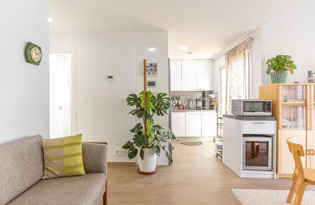 2 quarto Apartamento para venda em Nueva Torrevieja, Torrevieja com piscina garagem - 215 000 € (Ref: 9645660)