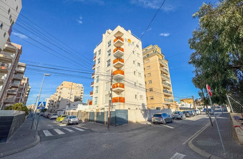 2 quarto Apartamento para venda em Torrevieja com piscina garagem - 215 000 € (Ref: 9645660)