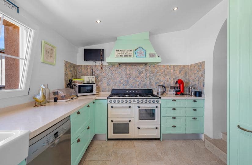 6 slaapkamer Finca/Landhuis te koop in Heredades met zwembad garage - € 595.000 (Ref: 9646311)