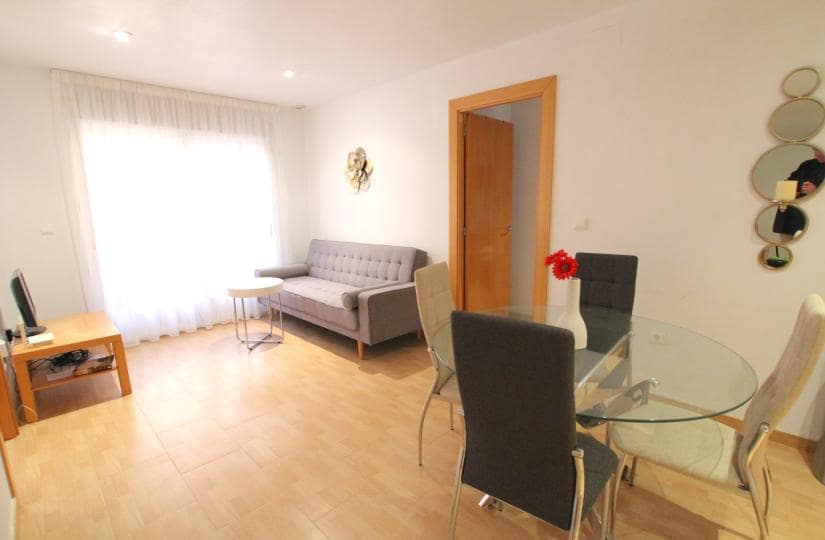 2 Zimmer Apartment zu verkaufen in Los Palacios mit Pool - 94.500 € (Ref: 9646312)