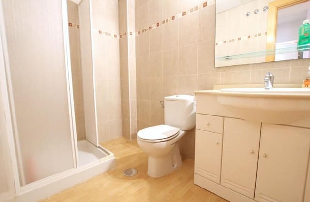 2 Zimmer Apartment zu verkaufen in Los Palacios, Formentera del Segura mit Pool - 94.500 € (Ref: 9646312)