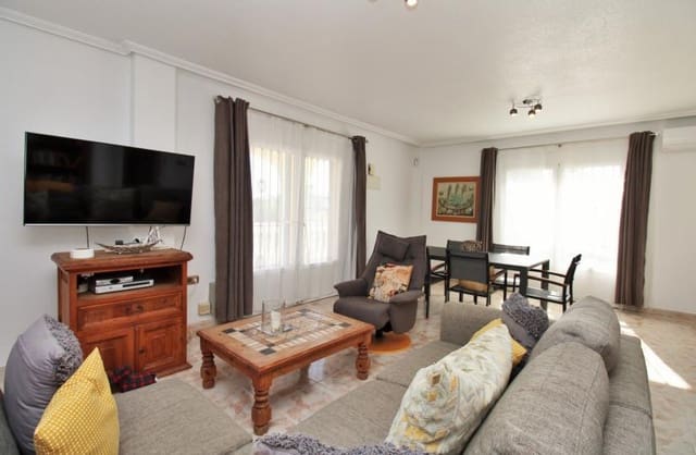 4 quarto Moradia para venda em Playa Flamenca, Orihuela com piscina garagem - 379 000 € (Ref: 9646313)