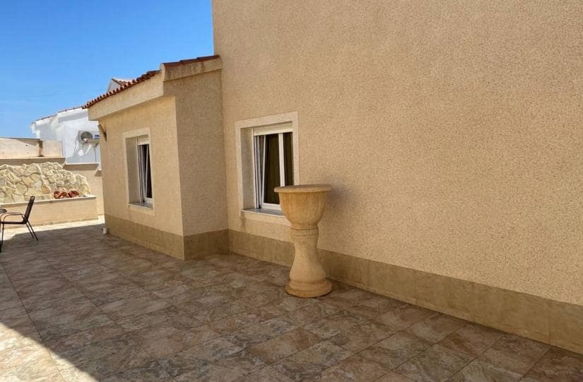 3 slaapkamer Villa te koop in La Marquesa met zwembad garage - € 450.000 (Ref: 9646475)