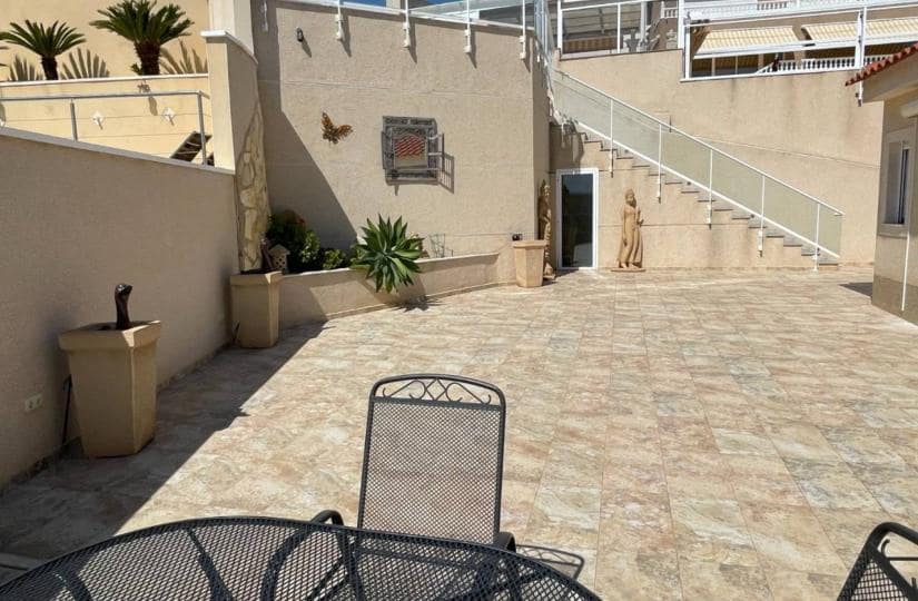 3 slaapkamer Villa te koop in La Marquesa met zwembad garage - € 450.000 (Ref: 9646475)