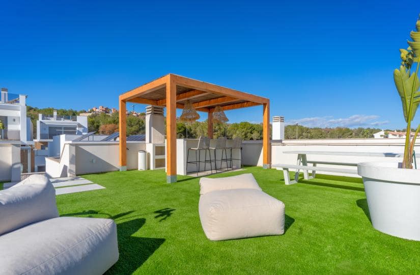 4 bedroom Villa for sale in San Miguel de Salinas with pool garage - € 589,000 (Ref: 9650547)