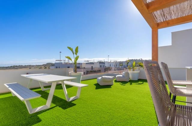 4 bedroom Villa for sale in San Miguel de Salinas with pool garage - € 589,000 (Ref: 9650547)