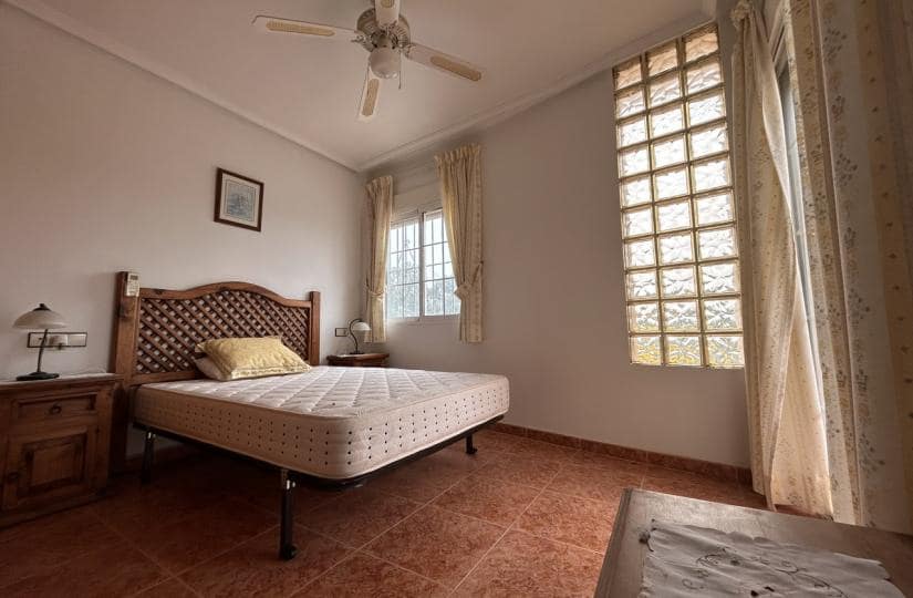 3 bedroom Semi-detached Villa for sale in La Regia with pool garage - € 220,000 (Ref: 9650900)