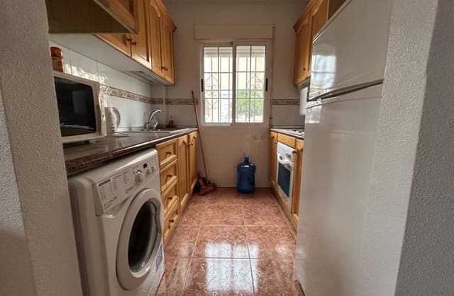 3 soverom Kjedet enebolig til salgs i La Regia, Orihuela med svømmebasseng garasje - € 220 000 (Ref: 9650900)