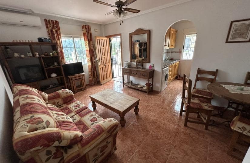 3 bedroom Semi-detached Villa for sale in La Regia with pool garage - € 220,000 (Ref: 9650900)