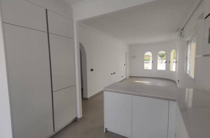 2 bedroom Villa for sale in Lo Crispin with pool - € 249,000 (Ref: 9669688)